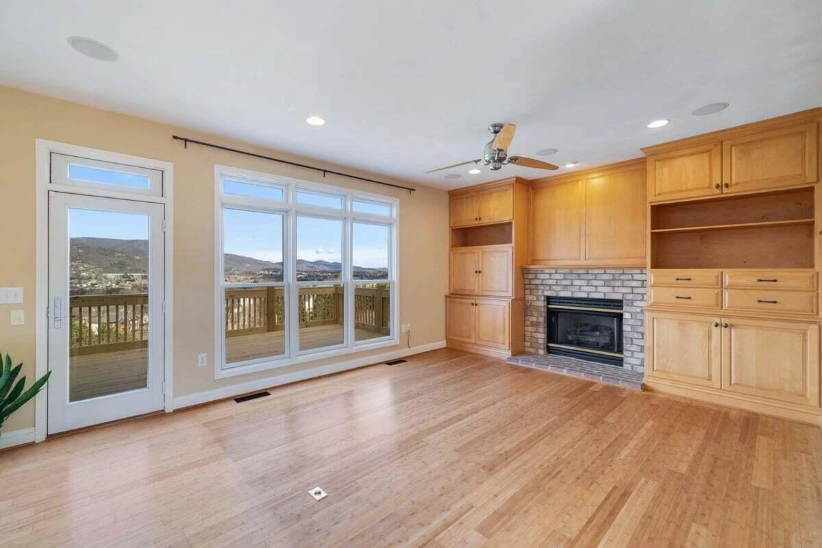 2229 River Oaks DR - Photo 7