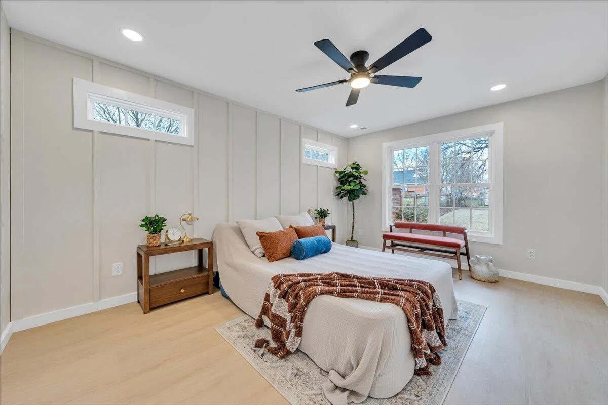 3323 Collingwood ST NE - Photo 20
