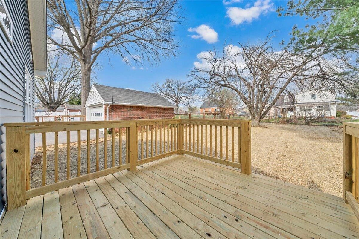 3323 Collingwood ST NE - Photo 35