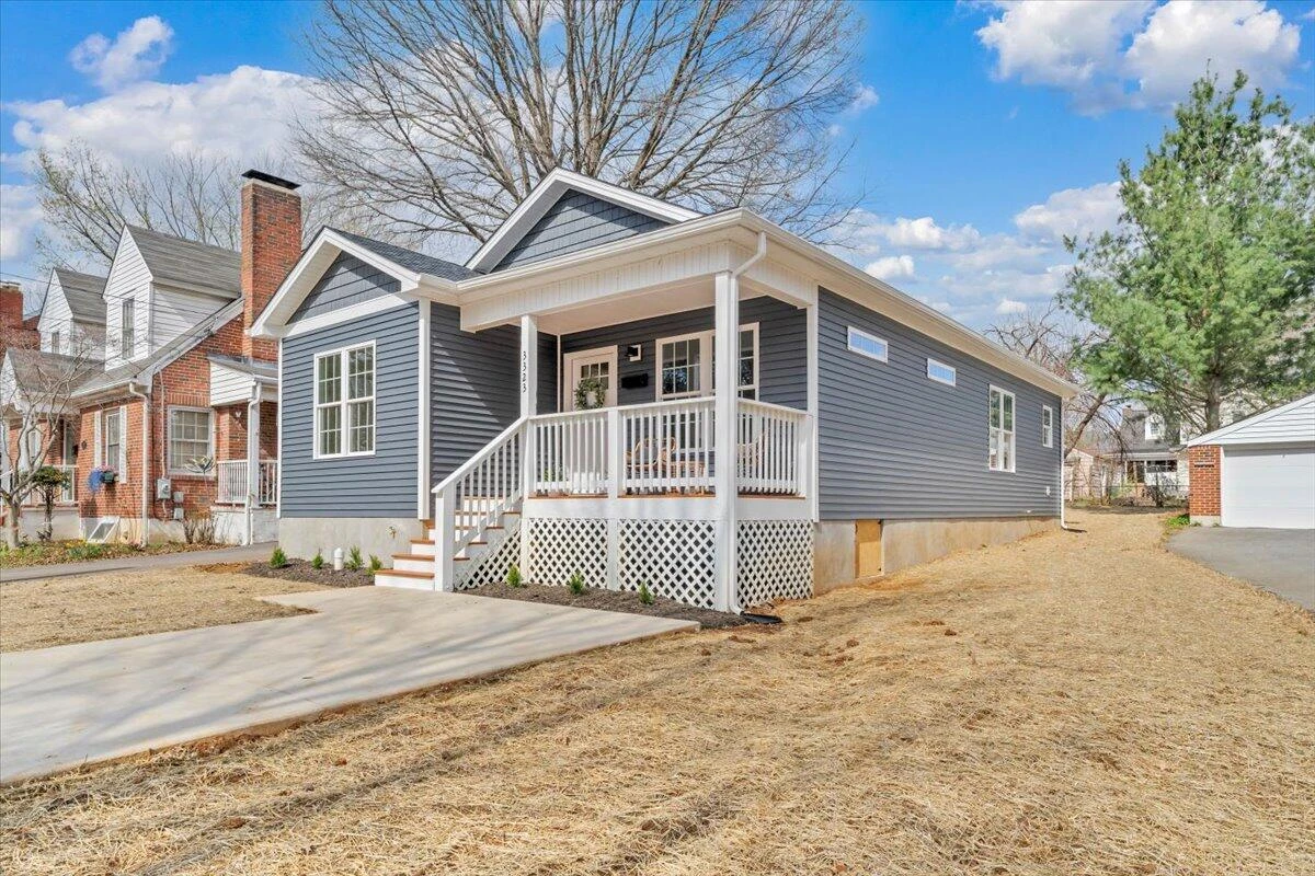 3323 Collingwood ST NE - Photo 44