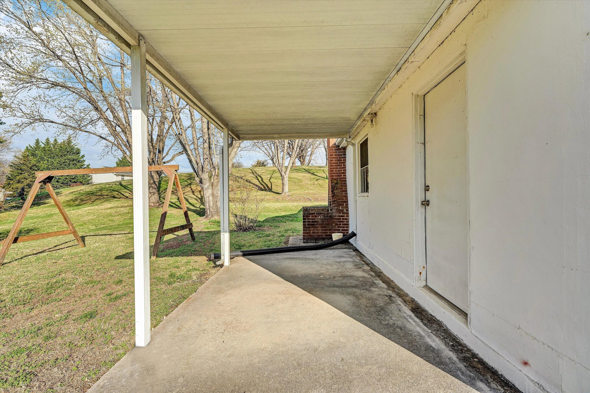 2818 Richard AVE NE - Photo 35