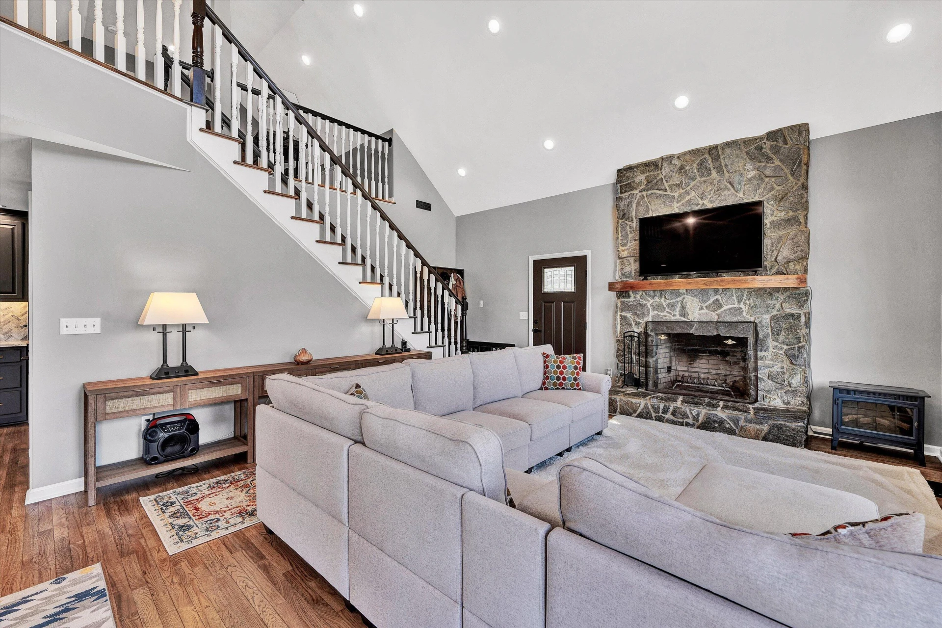 325 GLENWOOD DR - Photo 36