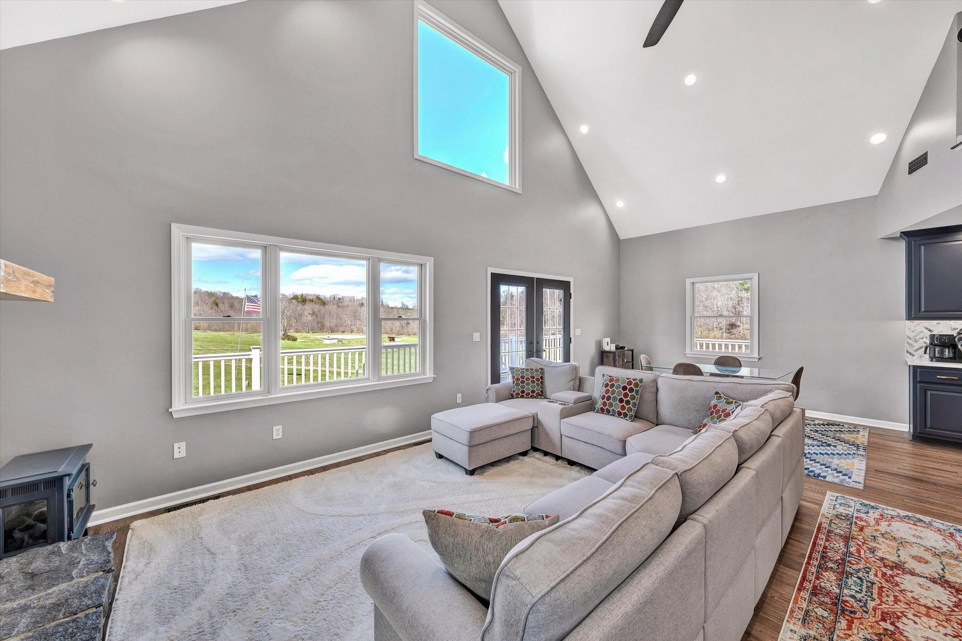 325 GLENWOOD DR - Photo 37