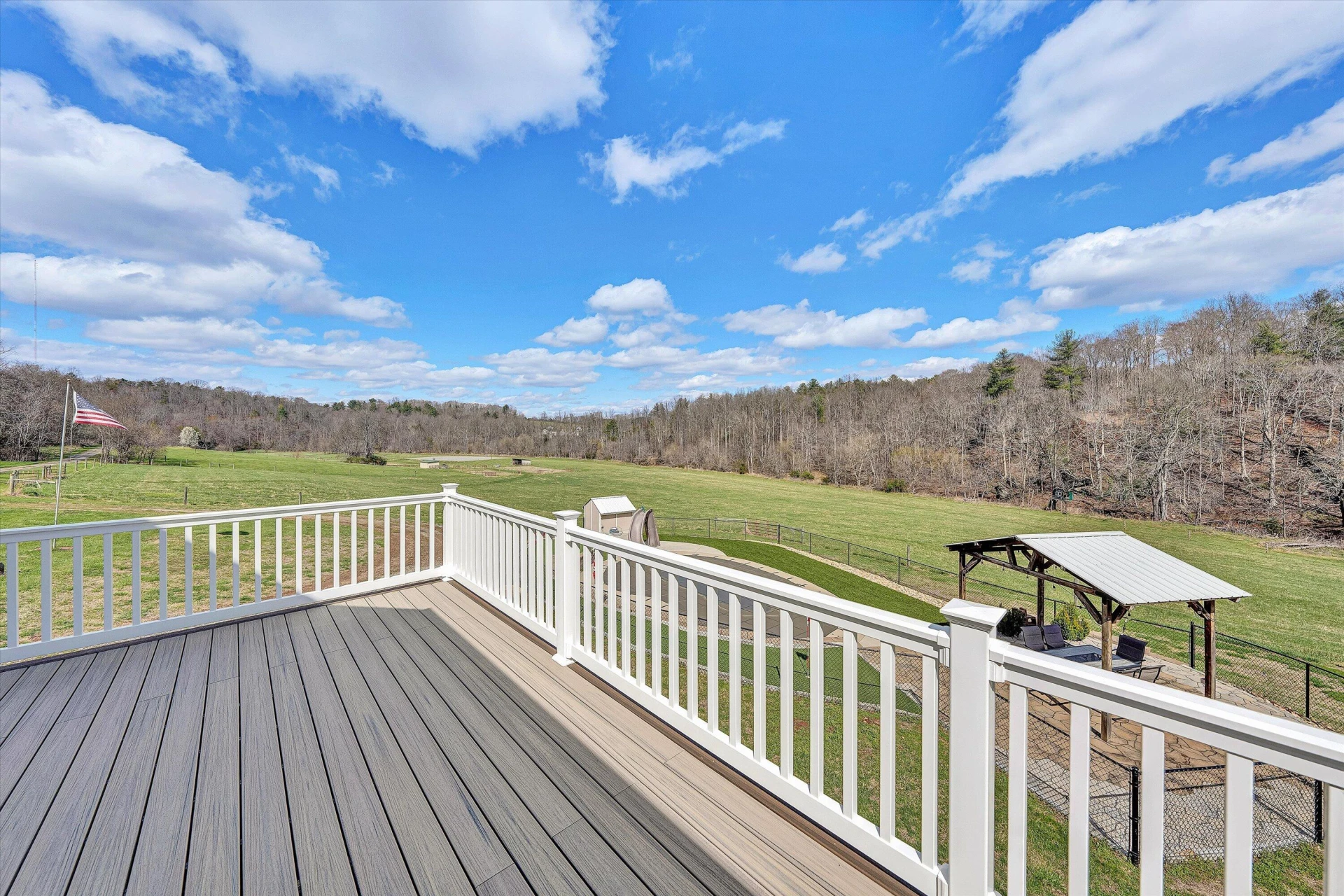 325 GLENWOOD DR - Photo 11