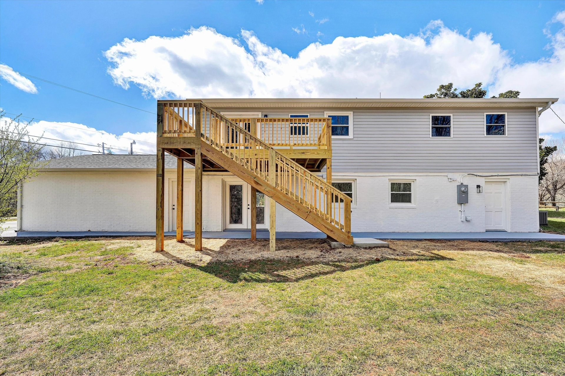 5409 Windermere WAY - Photo 32