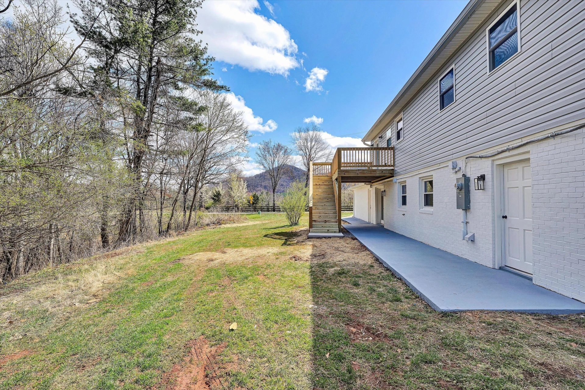5409 Windermere WAY - Photo 35