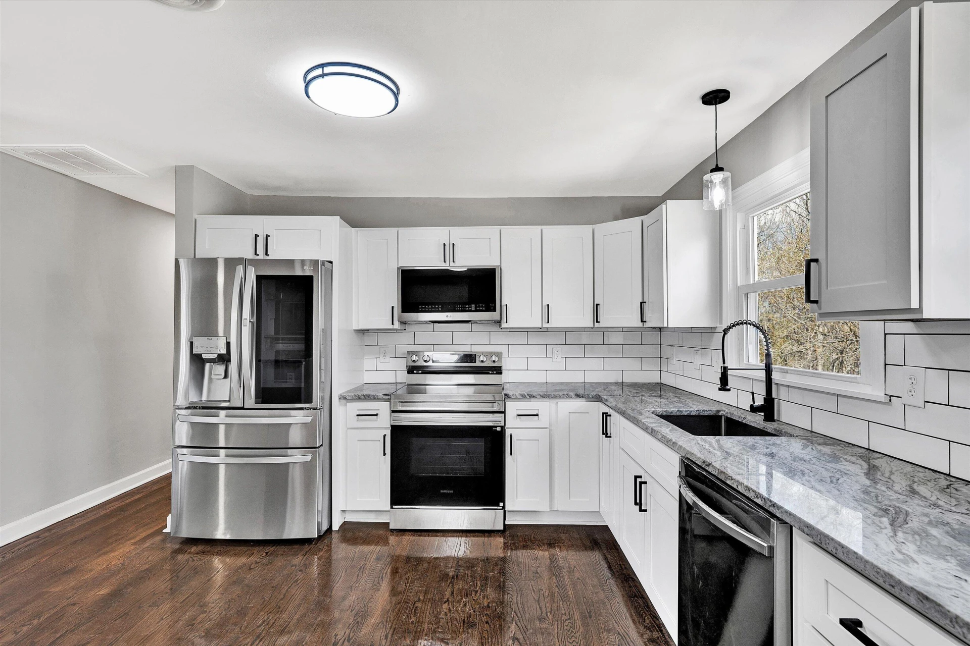 5409 Windermere WAY - Photo 6