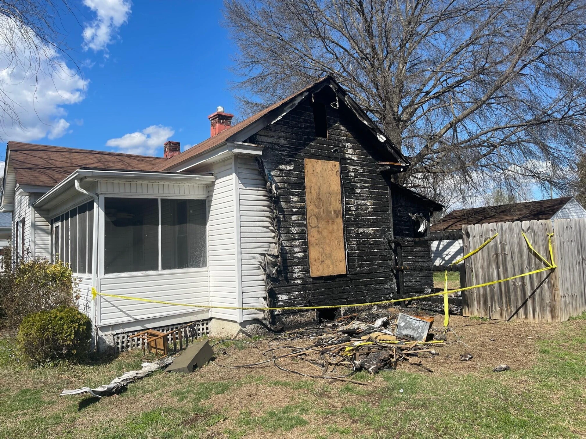 301 Bowman AVE - Photo 2