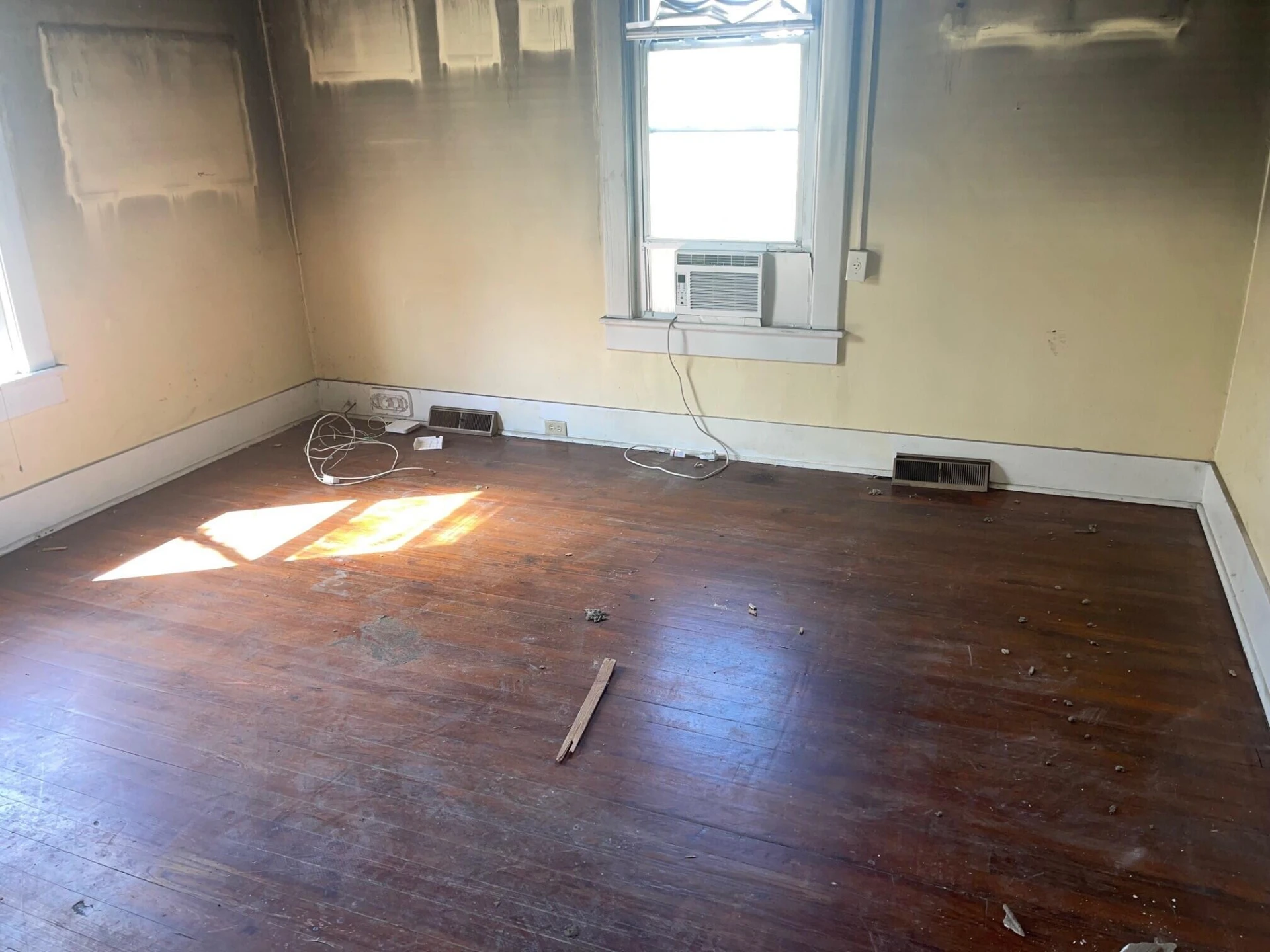 301 Bowman AVE - Photo 5