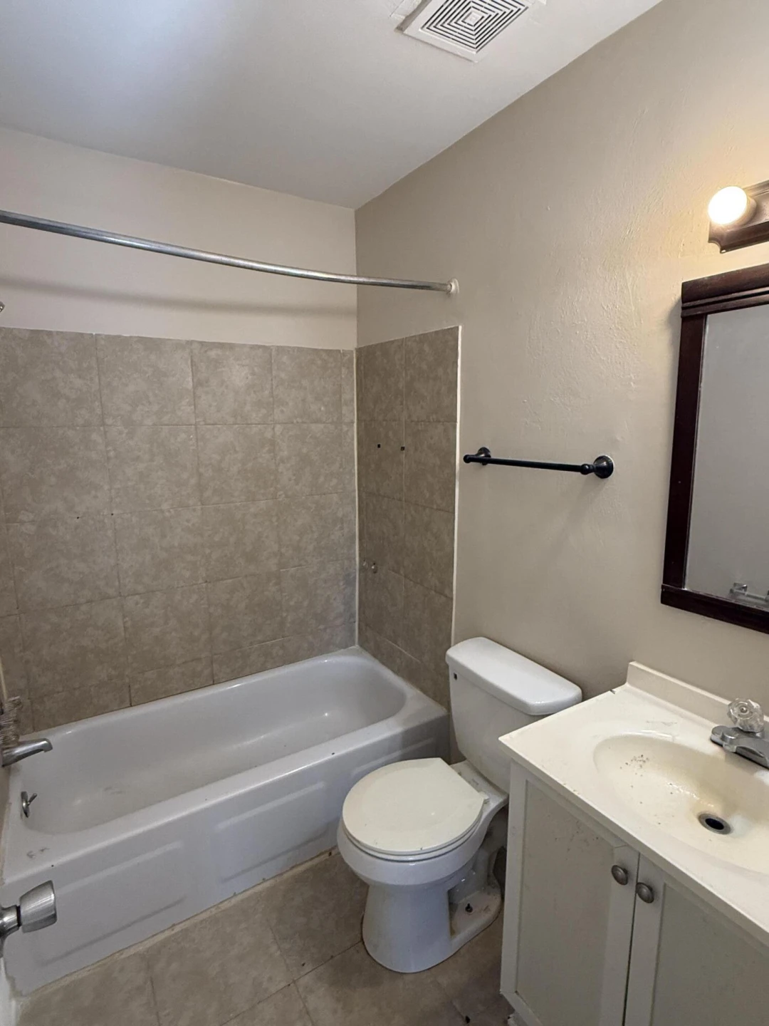 1614 Eastern AVE NE #1614 & 1616 - Photo 7