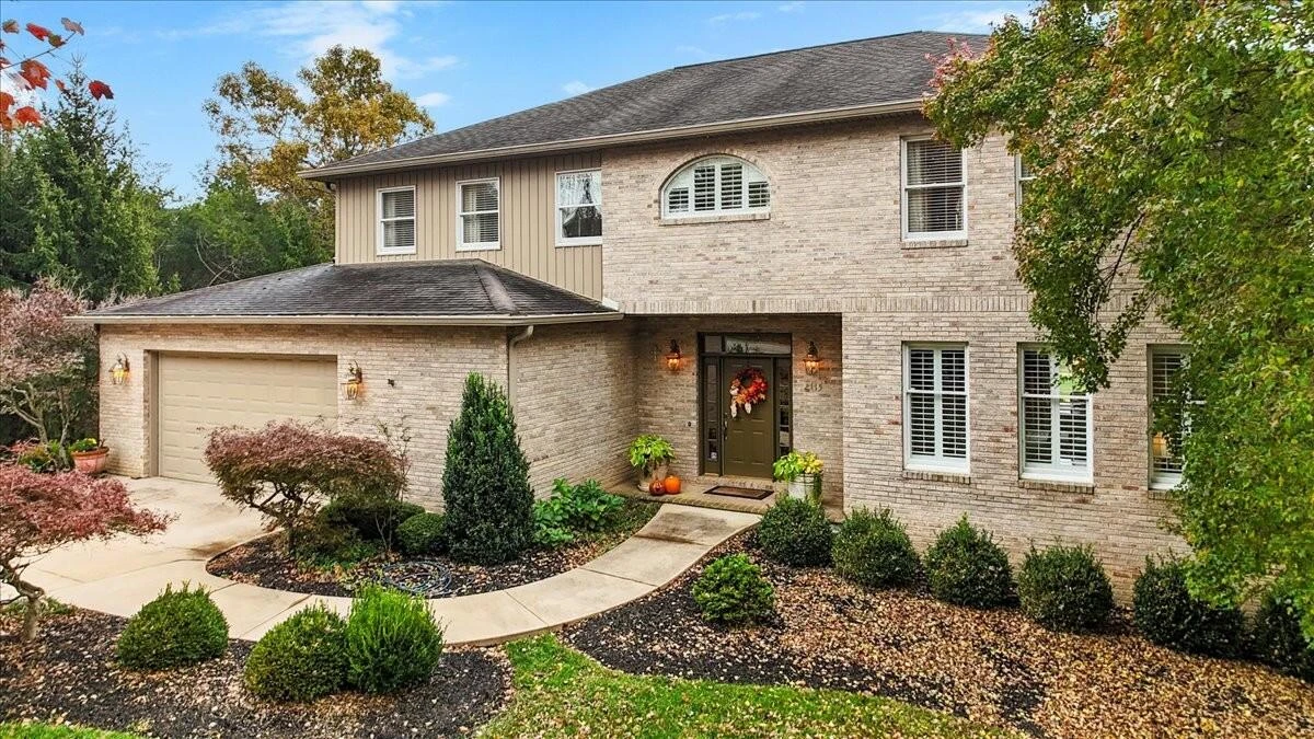 2115 Plank DR