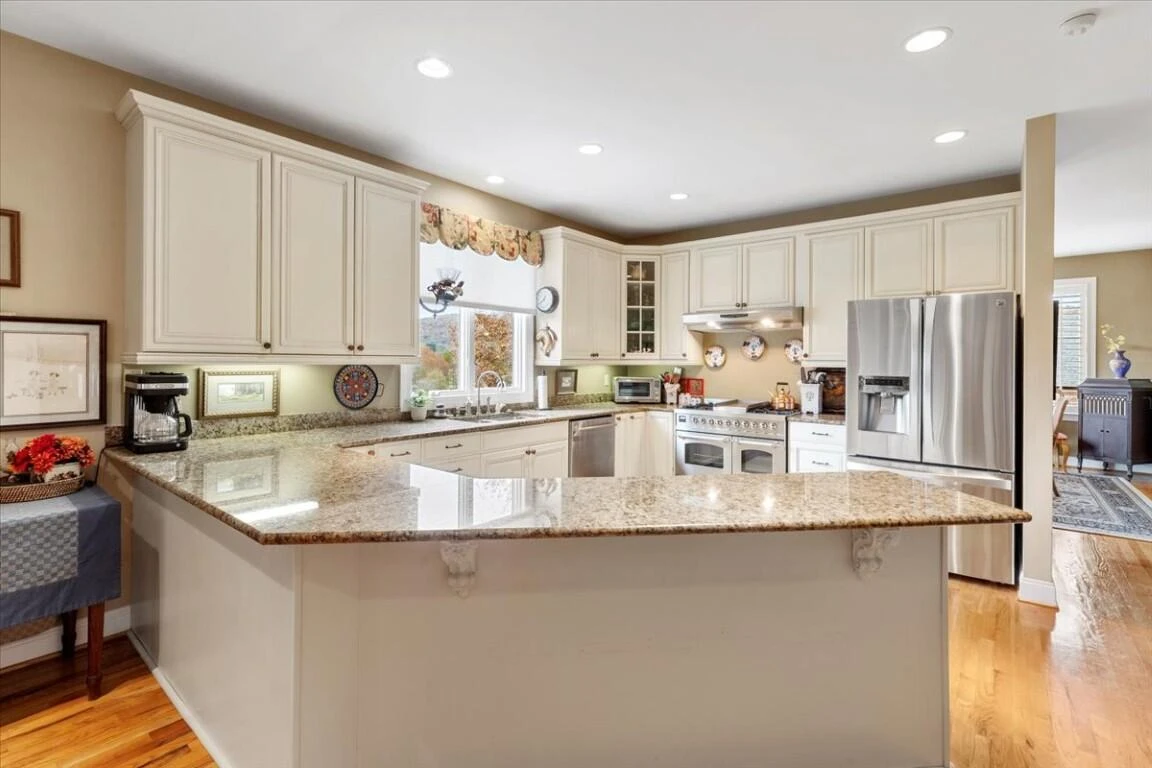 2115 Plank DR - Photo 16