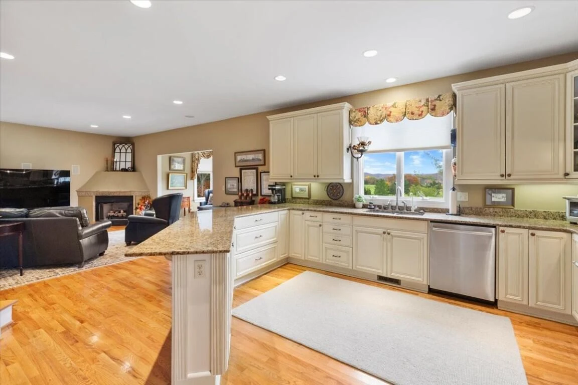 2115 Plank DR - Photo 17