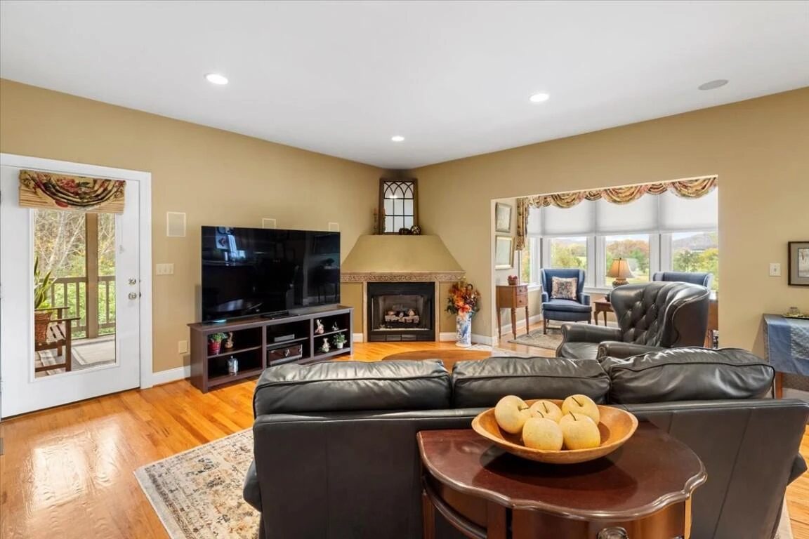 2115 Plank DR - Photo 26