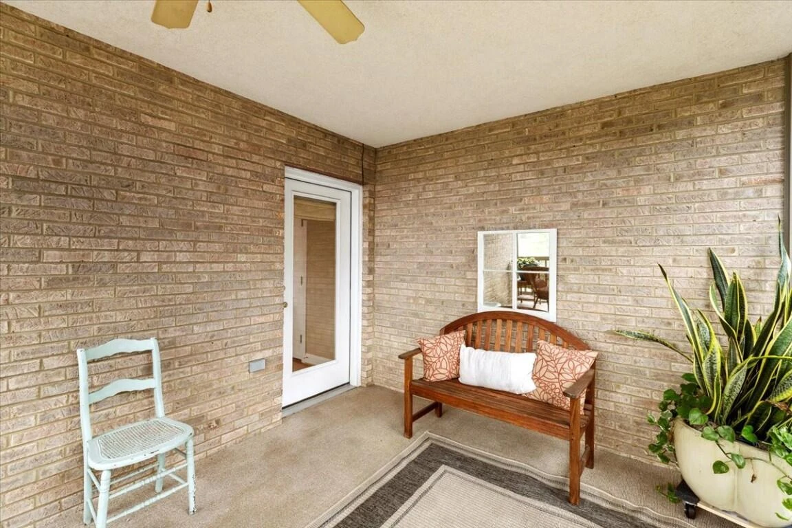 2115 Plank DR - Photo 33
