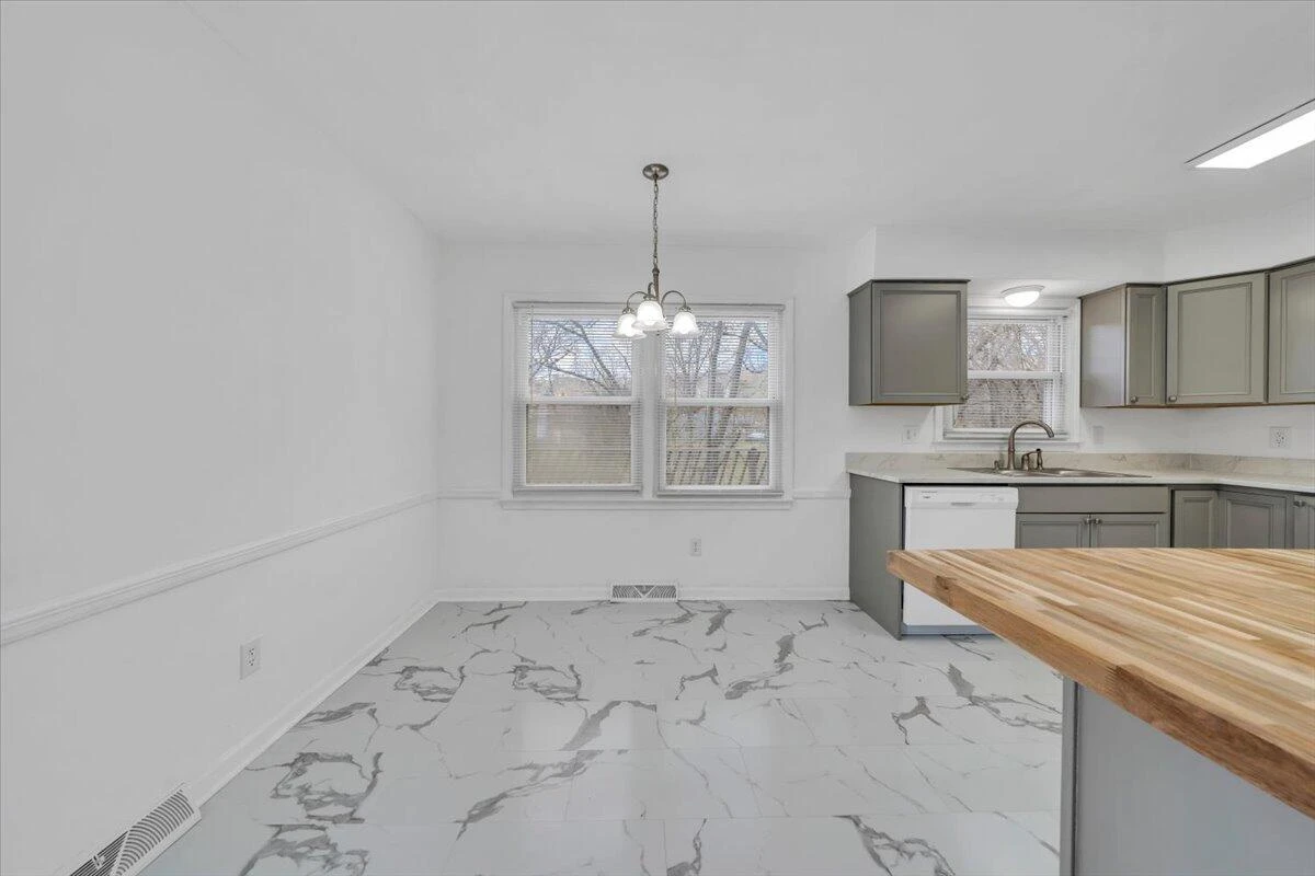 3149 Ventnor RD SE - Photo 12