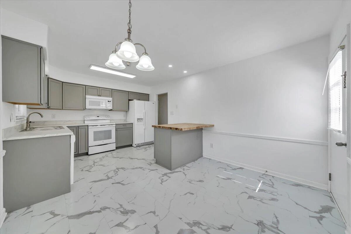 3149 Ventnor RD SE - Photo 13