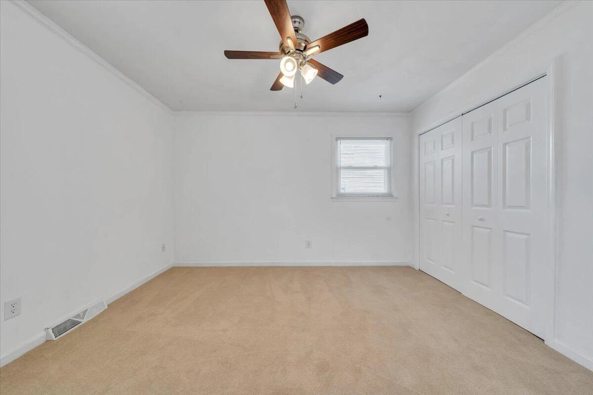 3149 Ventnor RD SE - Photo 15