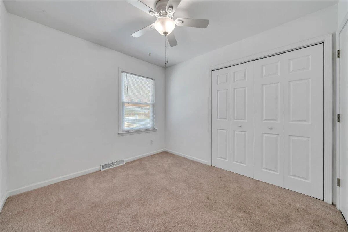 3149 Ventnor RD SE - Photo 21