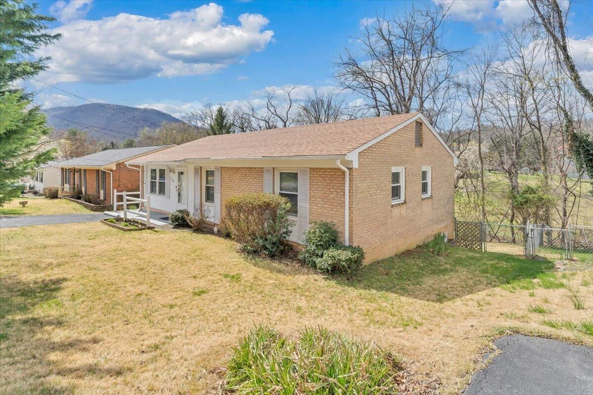 3149 Ventnor RD SE - Photo 43