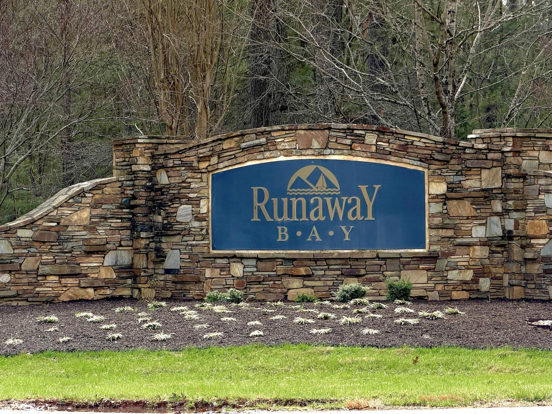 0 Runaway Bay RD - Photo 5