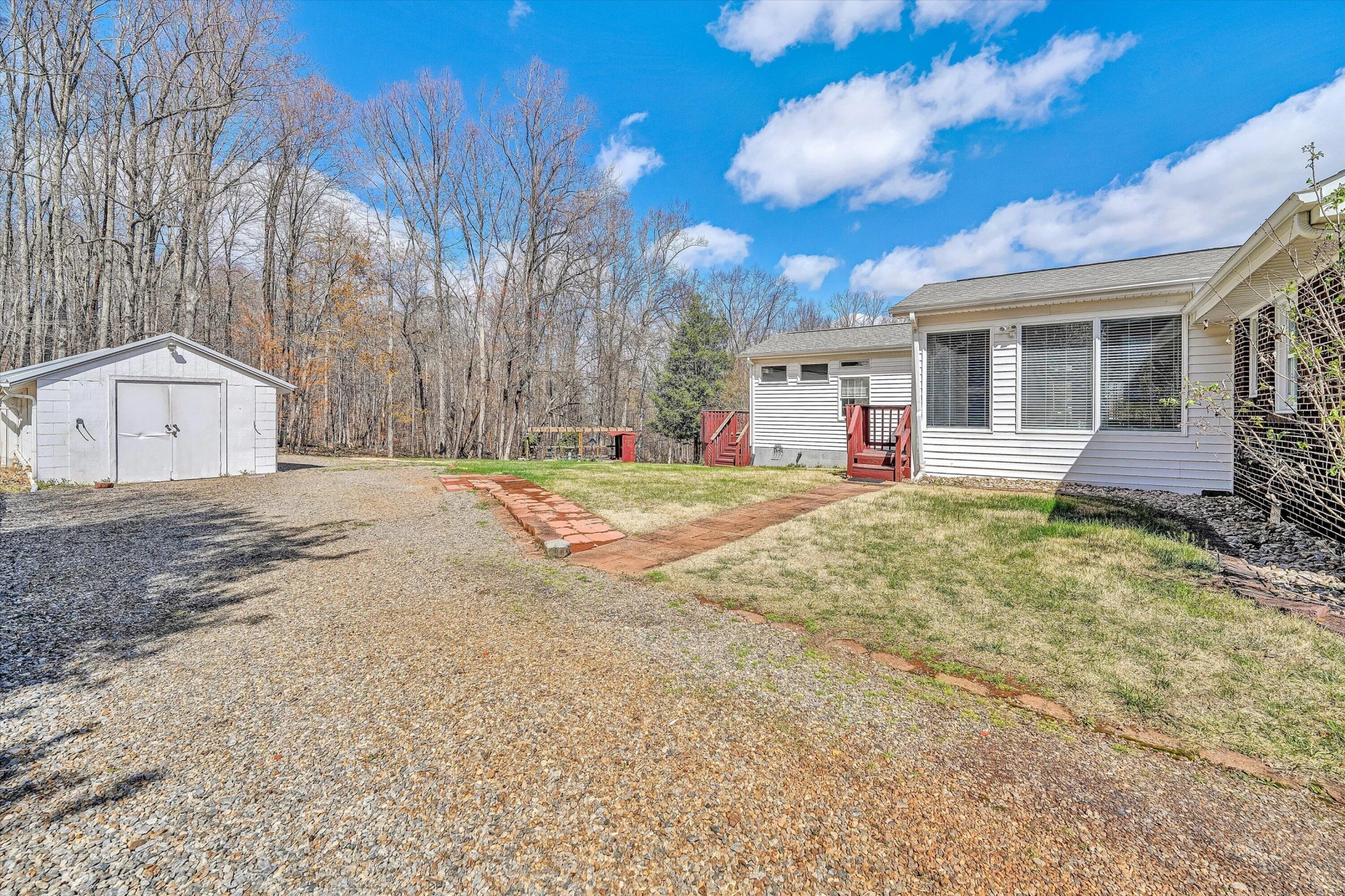 610 Murphy RD - Photo 36