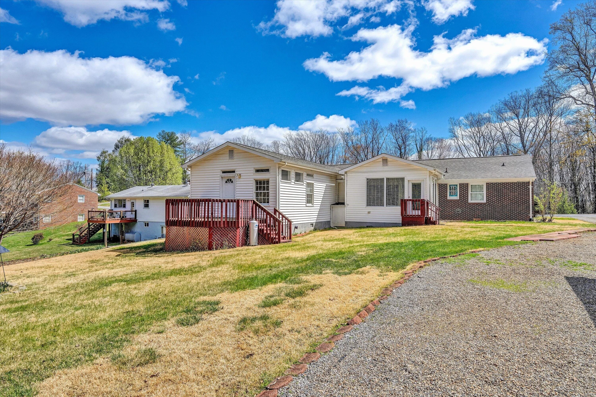 610 Murphy RD - Photo 40
