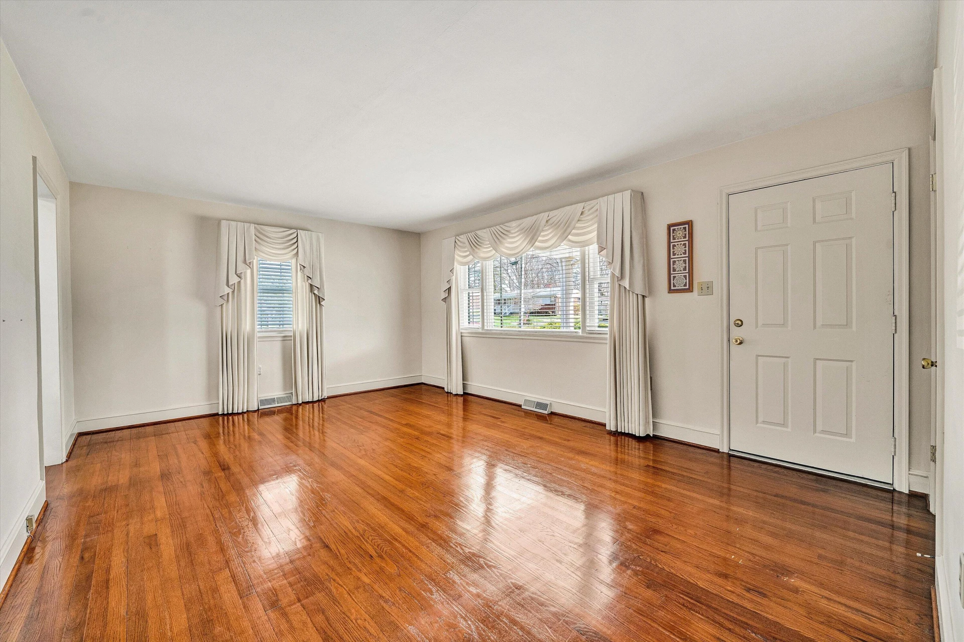 610 Murphy RD - Photo 6