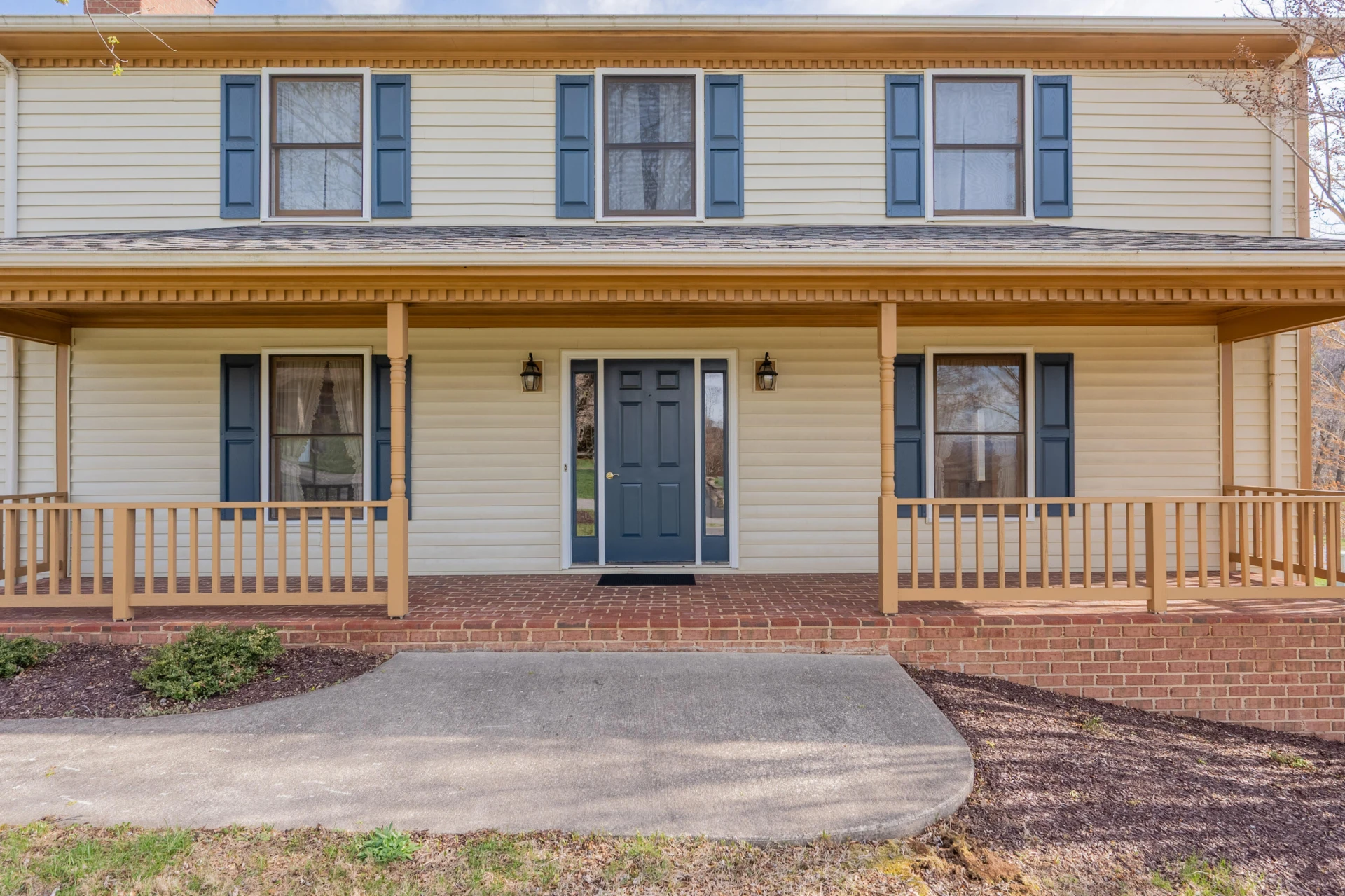 4106 Falling Creek DR - Photo 4