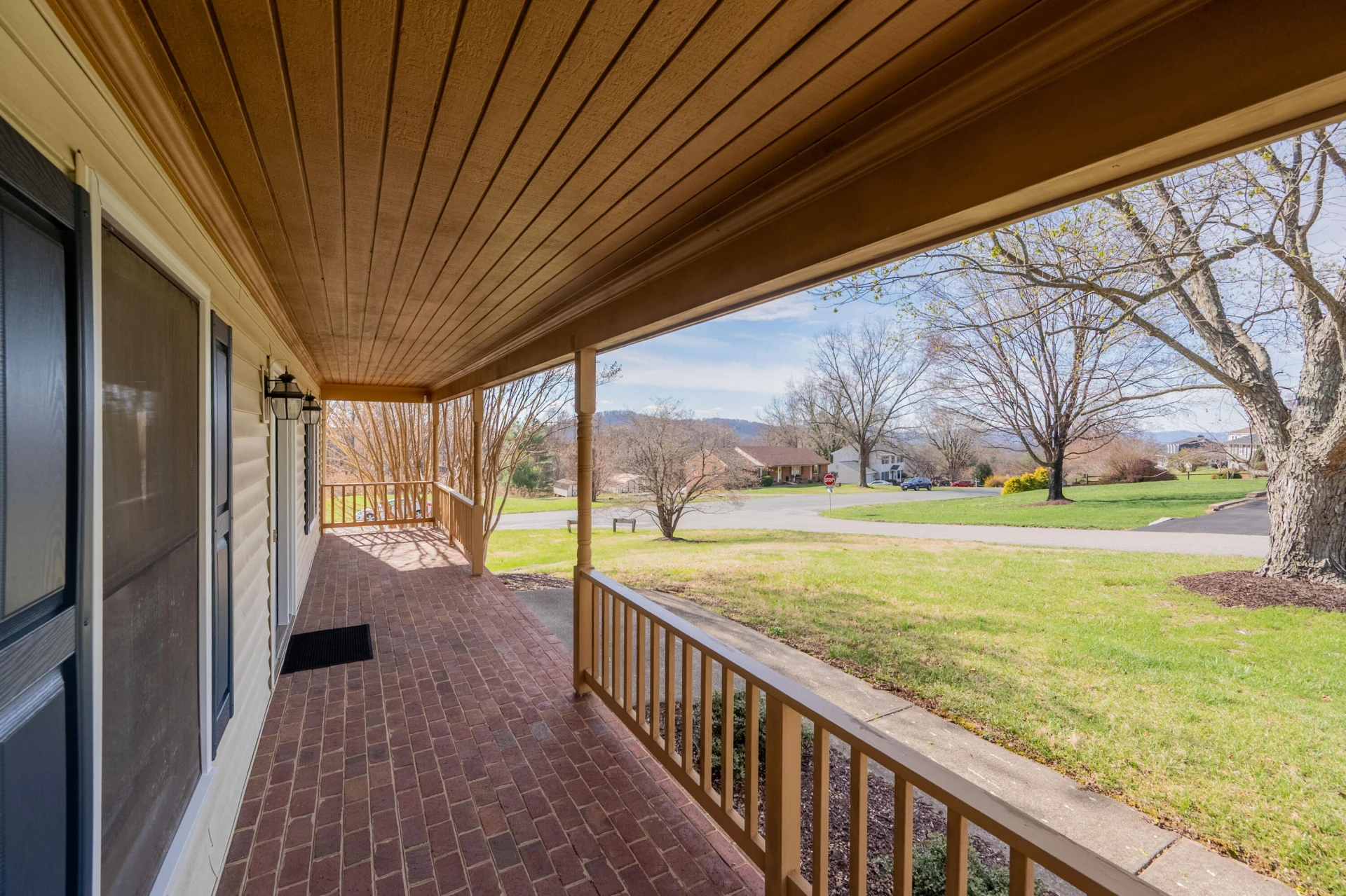 4106 Falling Creek DR - Photo 5