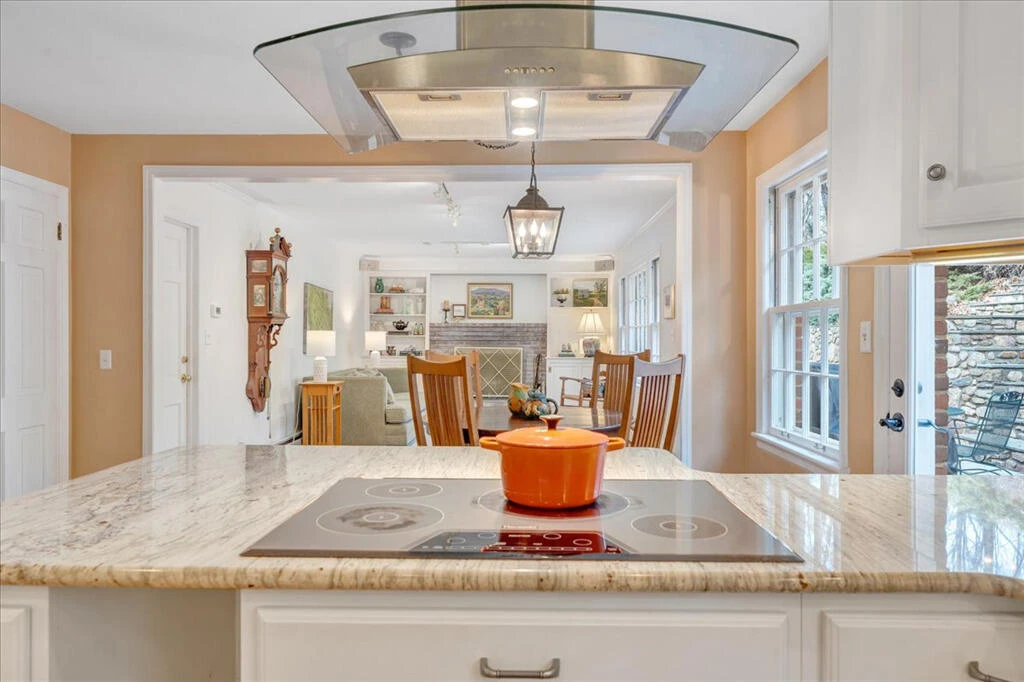 415 Willow Oak DR SW - Photo 5