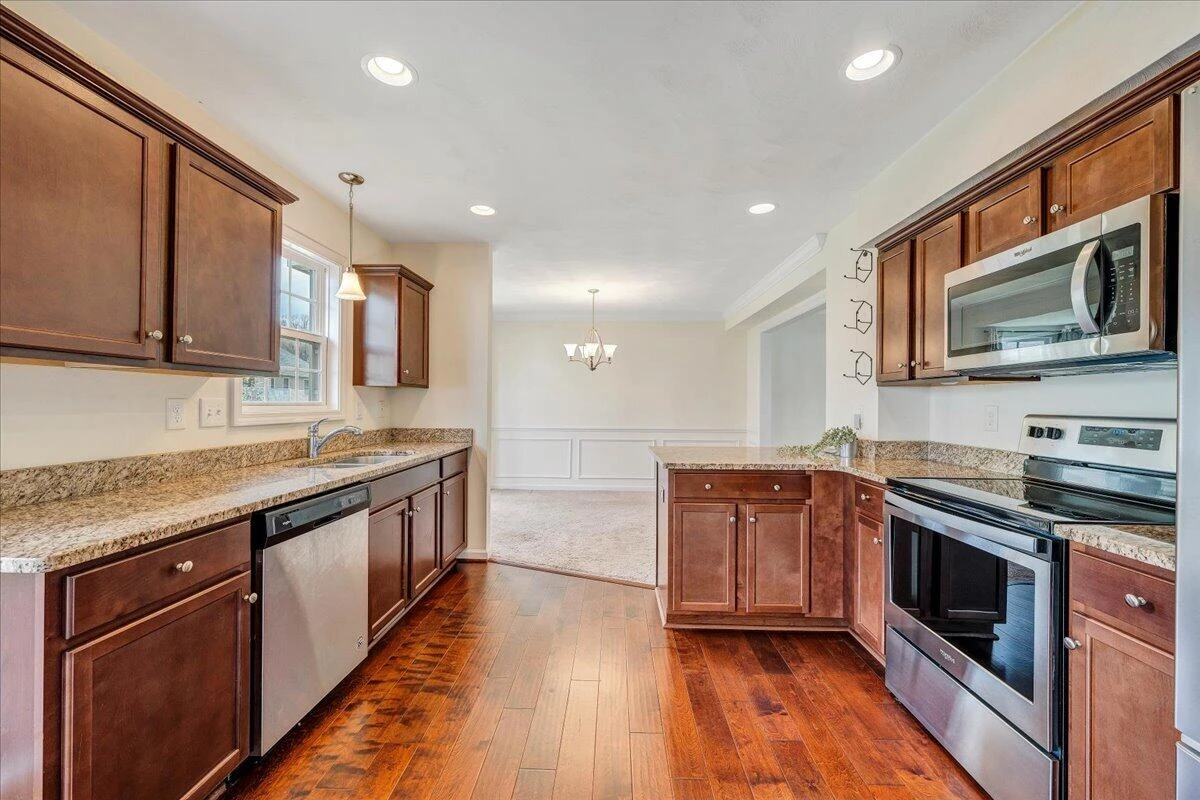 427 Cambridge Court RD - Photo 21