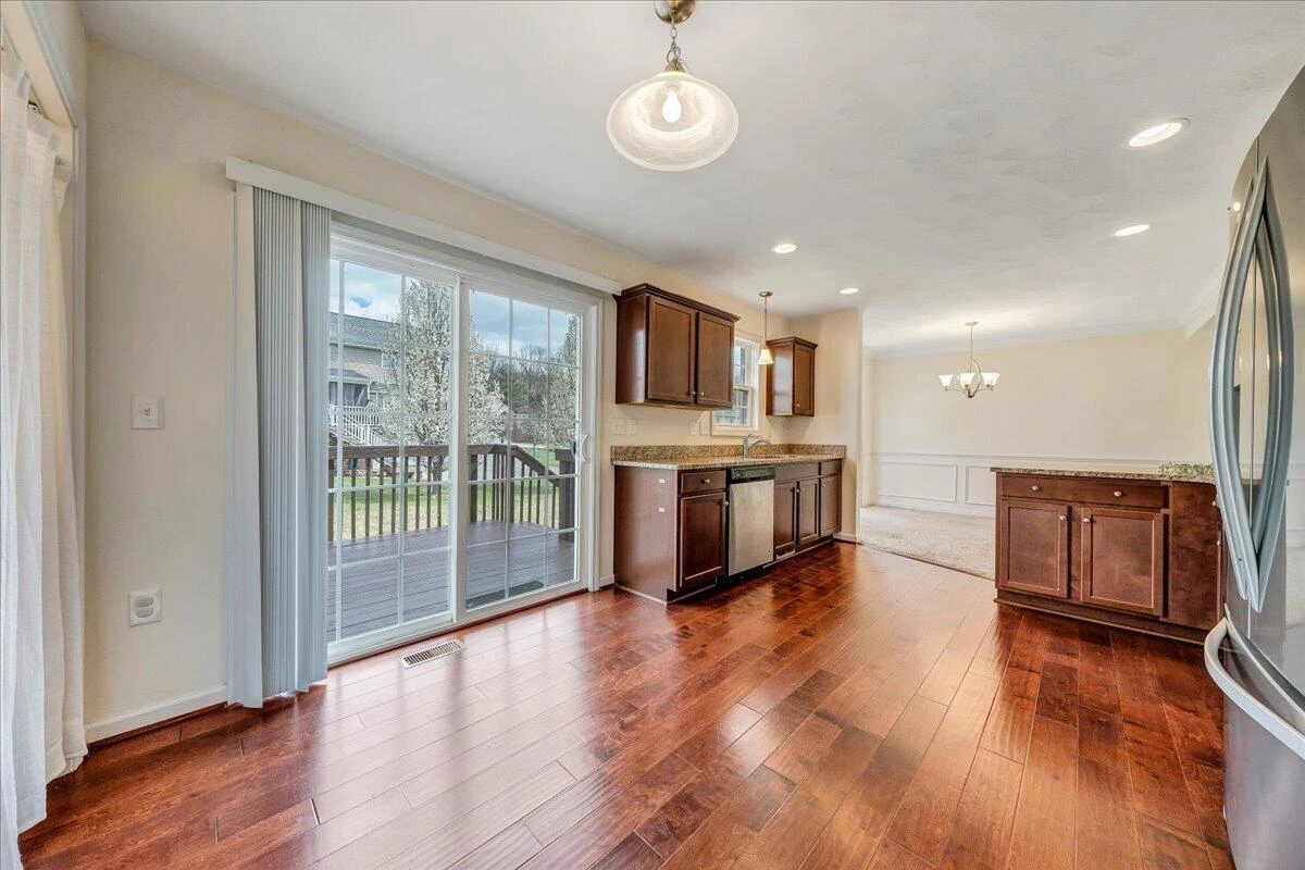 427 Cambridge Court RD - Photo 22