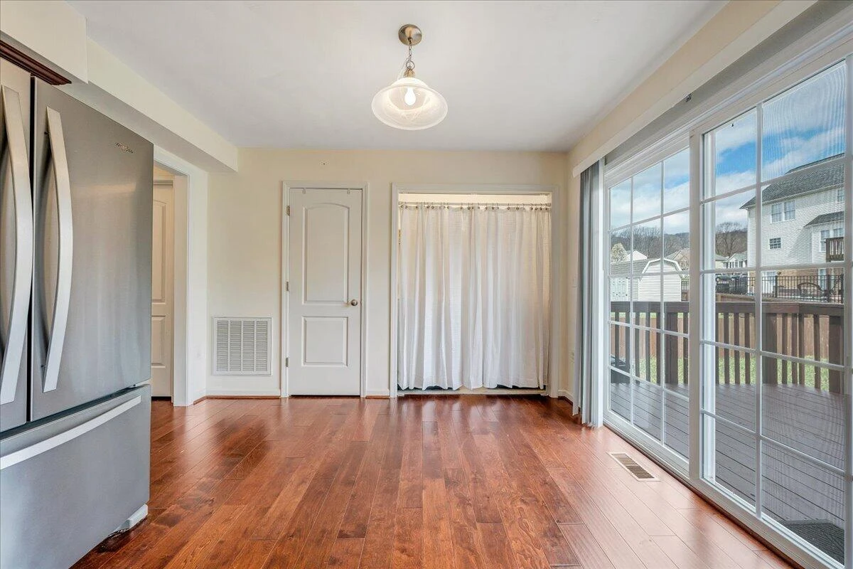 427 Cambridge Court RD - Photo 23