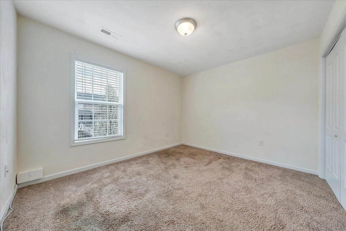 427 Cambridge Court RD - Photo 34