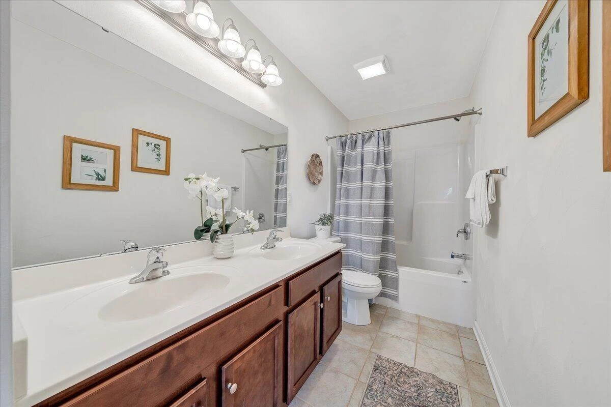 427 Cambridge Court RD - Photo 36