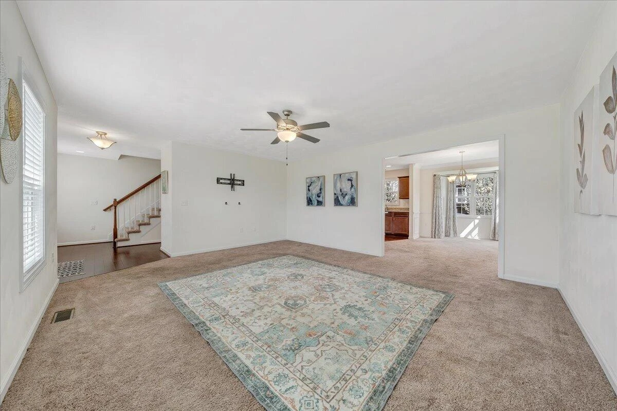 427 Cambridge Court RD - Photo 13