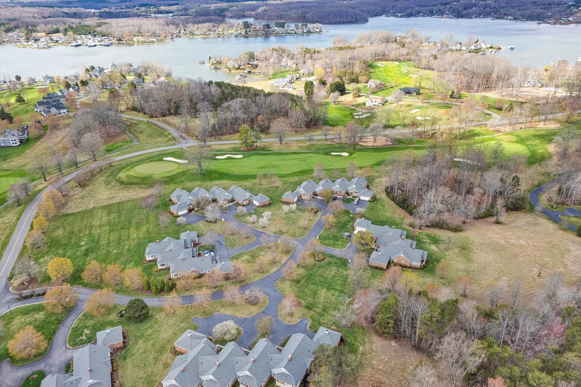 74 Village Green DR - Photo 33