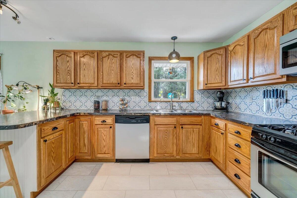 2771 Hillbrook DR - Photo 23