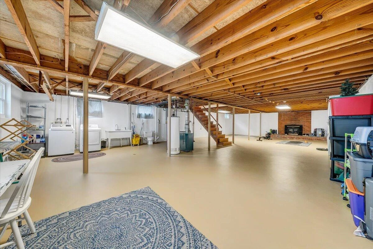 2771 Hillbrook DR - Photo 35