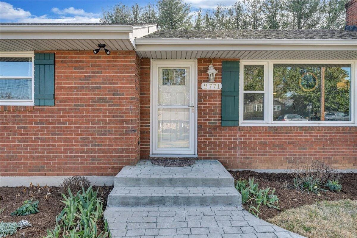 2771 Hillbrook DR - Photo 7