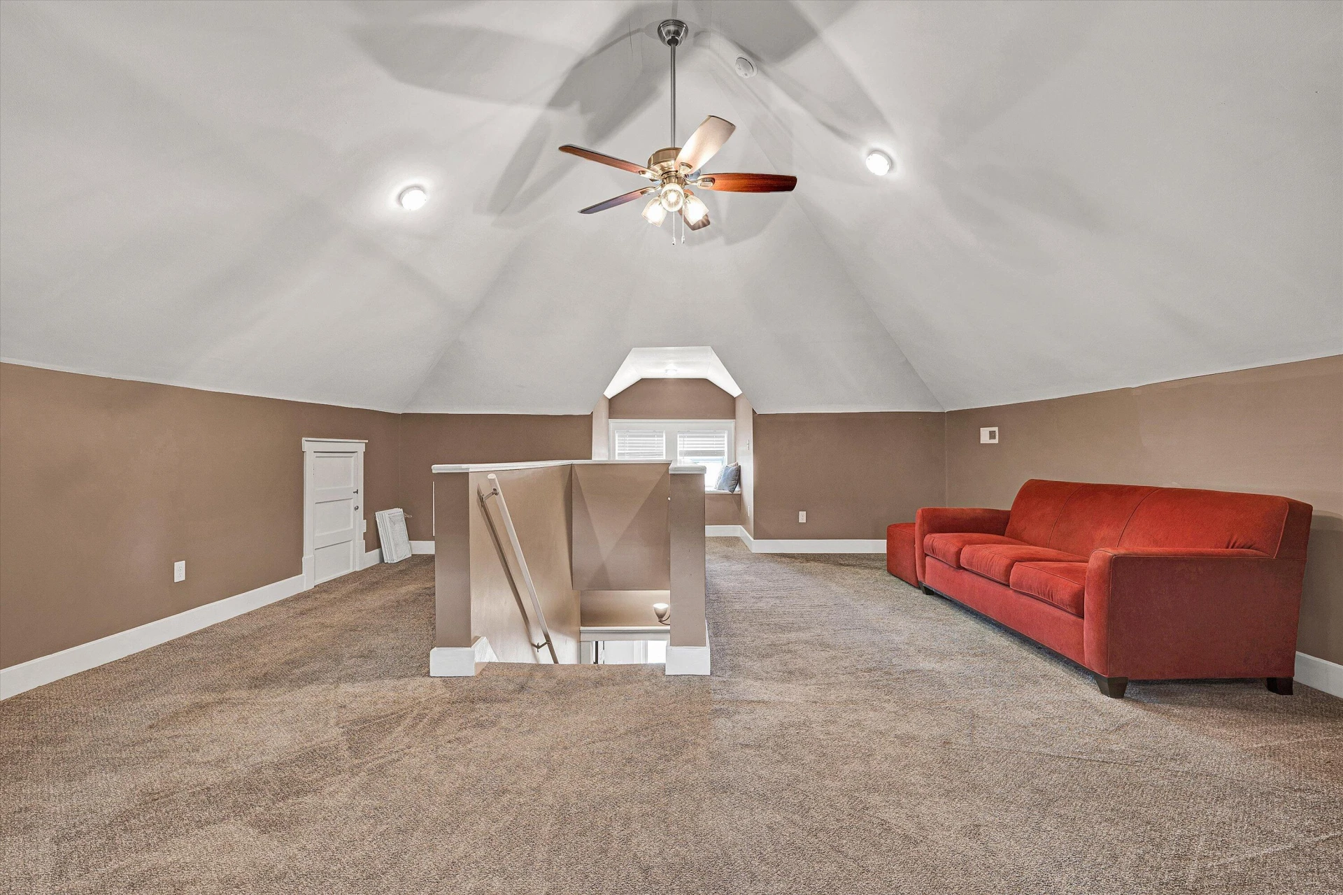 2114 Memorial AVE SW - Photo 32