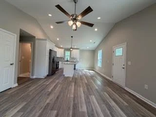 2020 Colgate ST NE - Photo 8