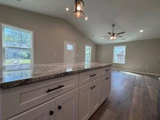 2020 Colgate ST NE - Photo 9