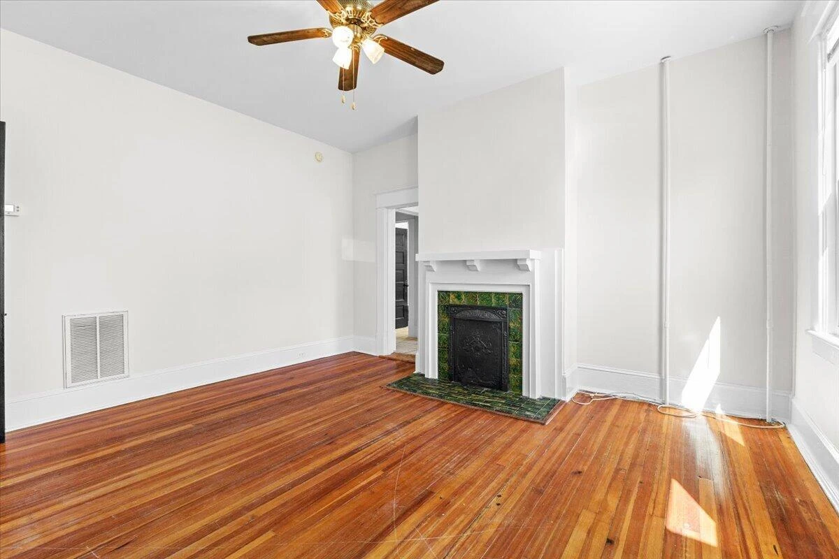 1825 Cambridge AVE SW - Photo 17