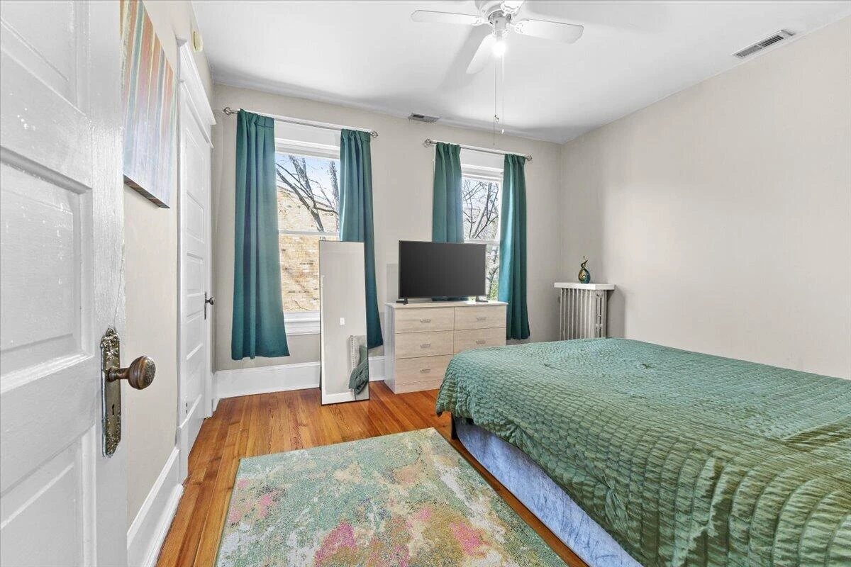 1825 Cambridge AVE SW - Photo 25