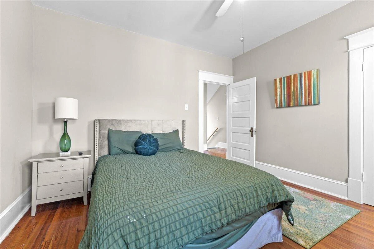 1825 Cambridge AVE SW - Photo 26