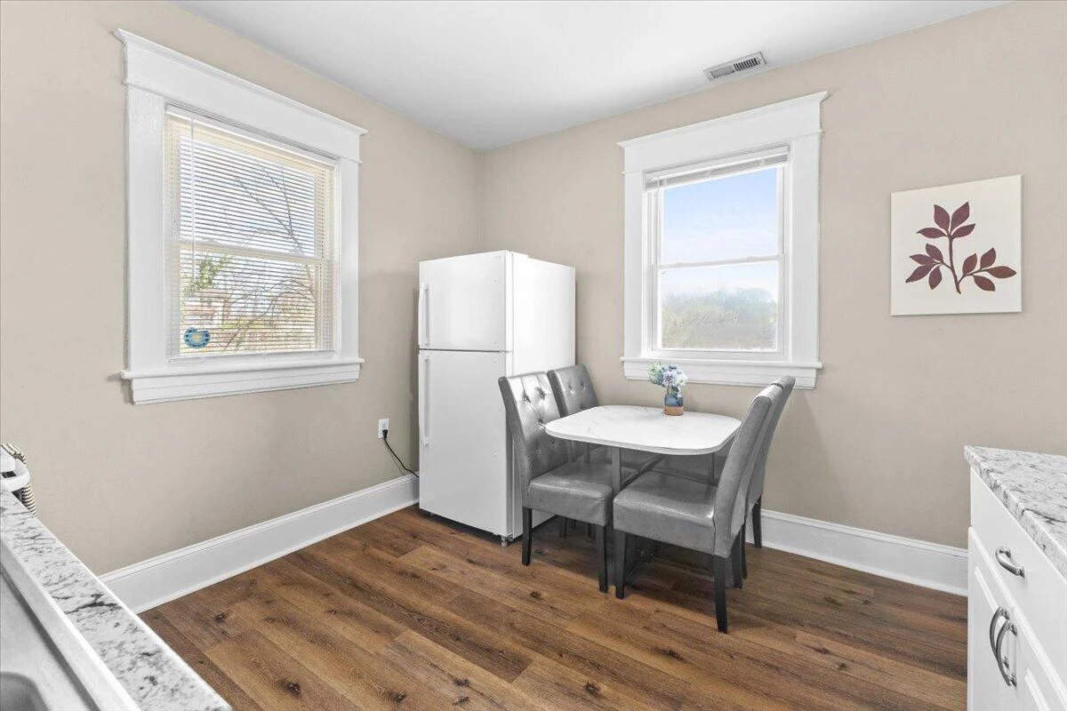 1825 Cambridge AVE SW - Photo 33