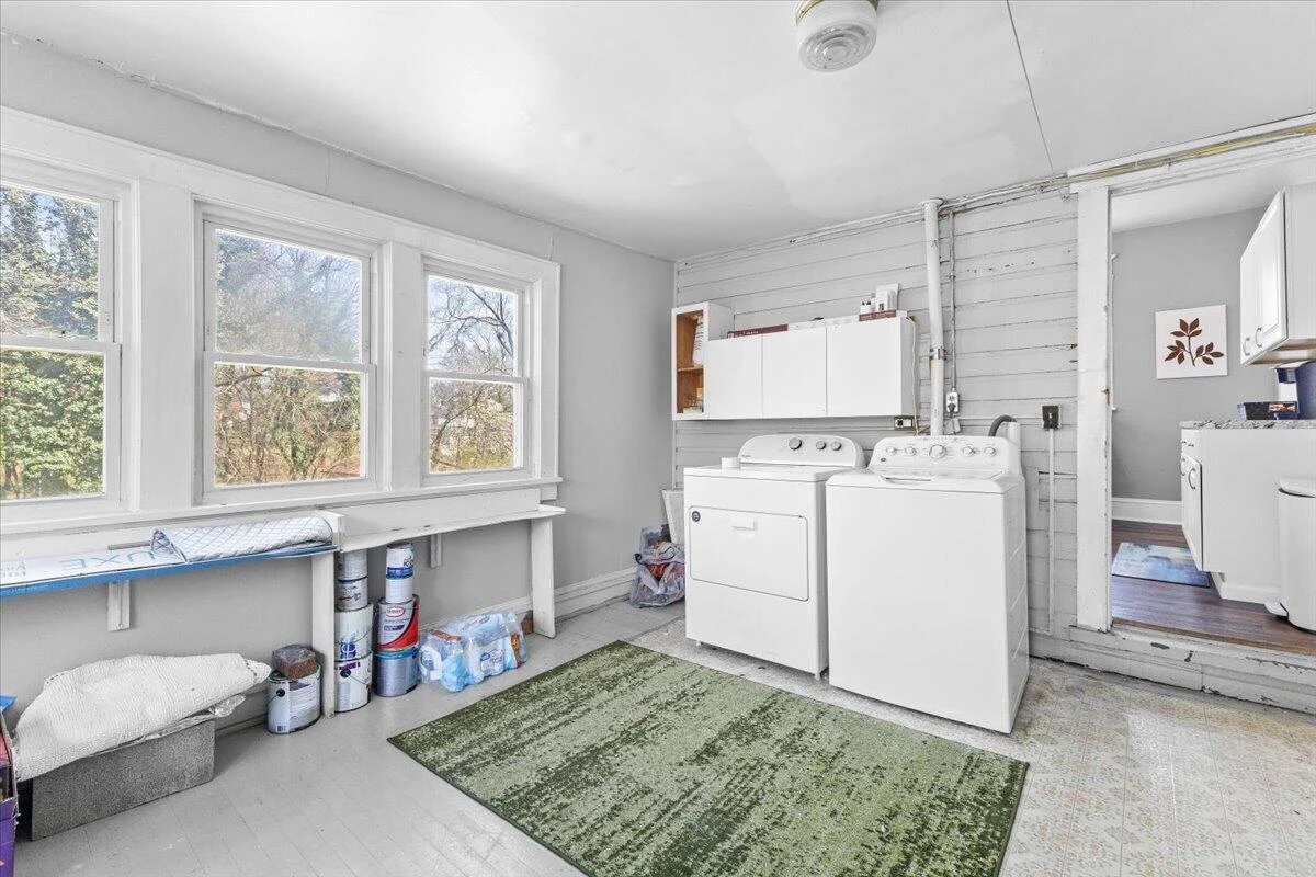 1825 Cambridge AVE SW - Photo 35
