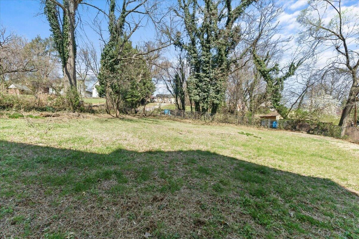 1825 Cambridge AVE SW - Photo 42